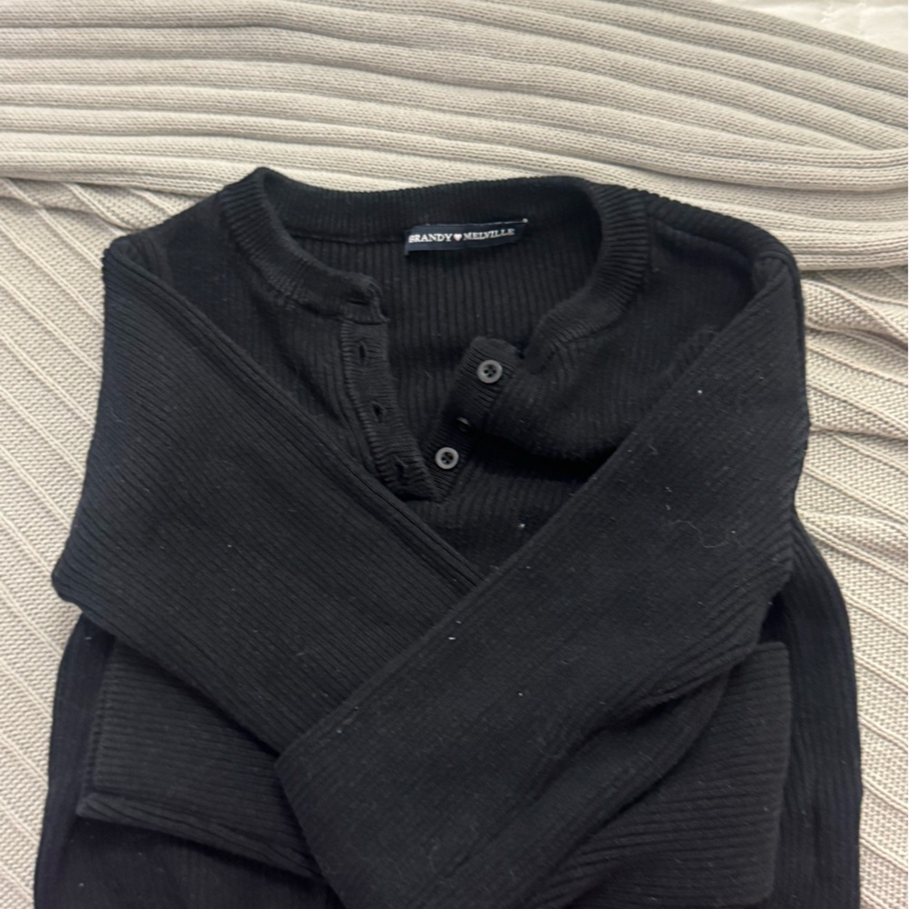 Brandy Melville Black Crewneck Sweater